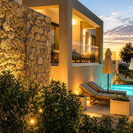 Casa Ma - Contemporary Living *