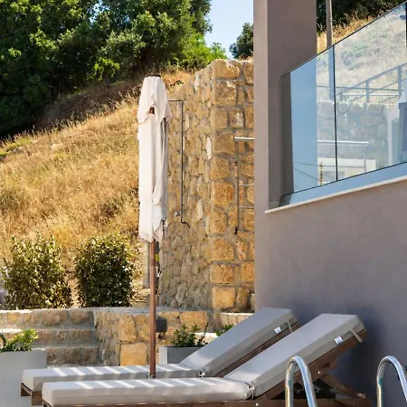 Casa Ma - Contemporary Living Χελμάτα