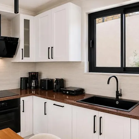 Casa Ma - Contemporary Living Βίλα Χελμάτα