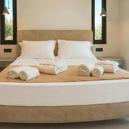 Casa Ma - Contemporary Living * Χελμάτα