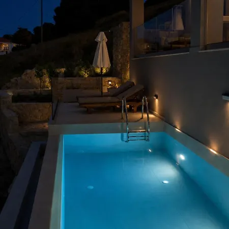 Casa Ma - Contemporary Living * Χελμάτα