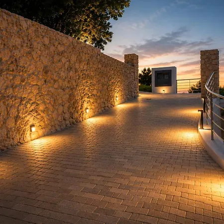 Casa Ma - Contemporary Living